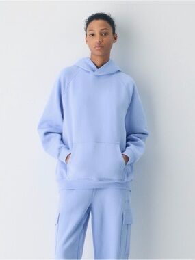 Aritzia cozy Sweatfleece mega raglan hoodie